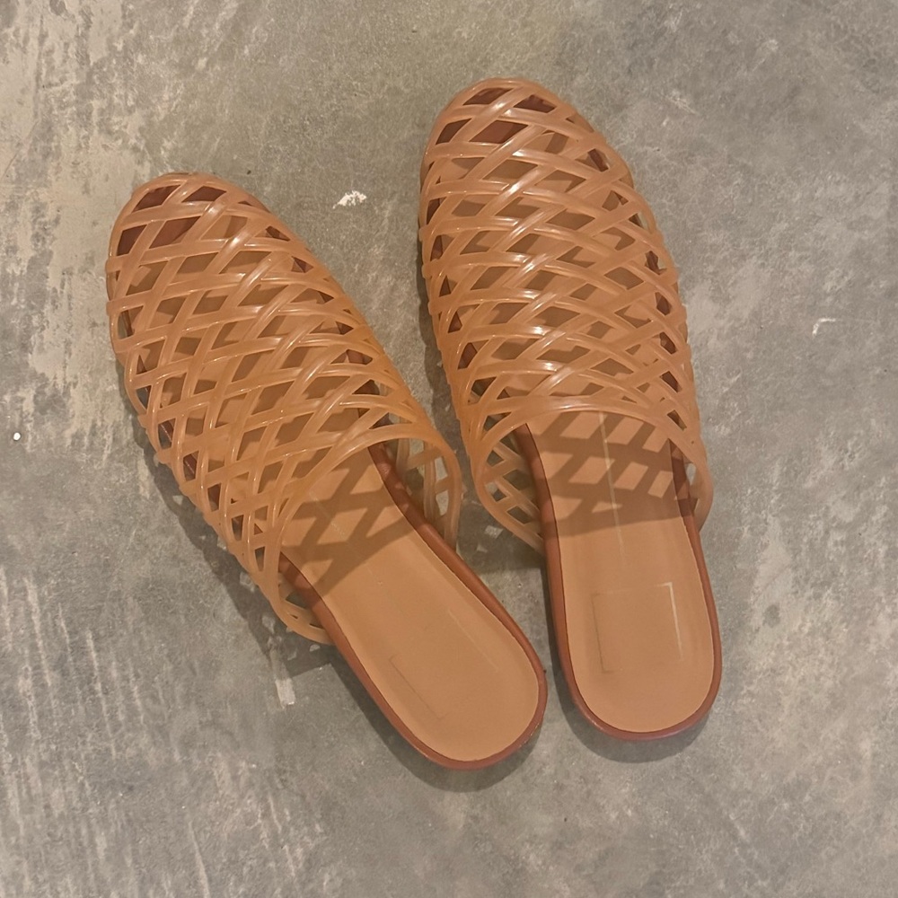 Dolce Vita Ginna Flats Whiskey Jelly color